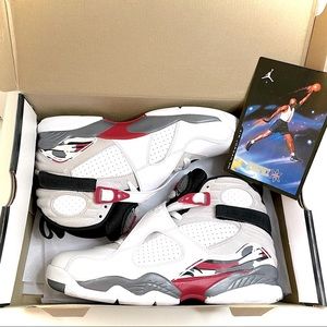 Jordan 8 Retro GS Bugs Bunny sneakers